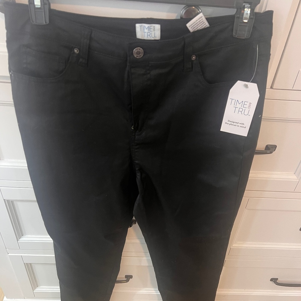 womens Time and Tru coated black Jeans NWT size 12 regular